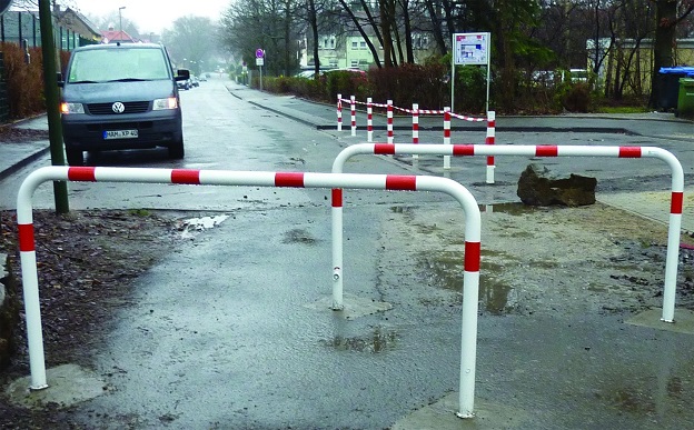 Wegesperre Ø 60 mm, drehbar u. herausnehmbar, Sperrbreite: 2000 mm