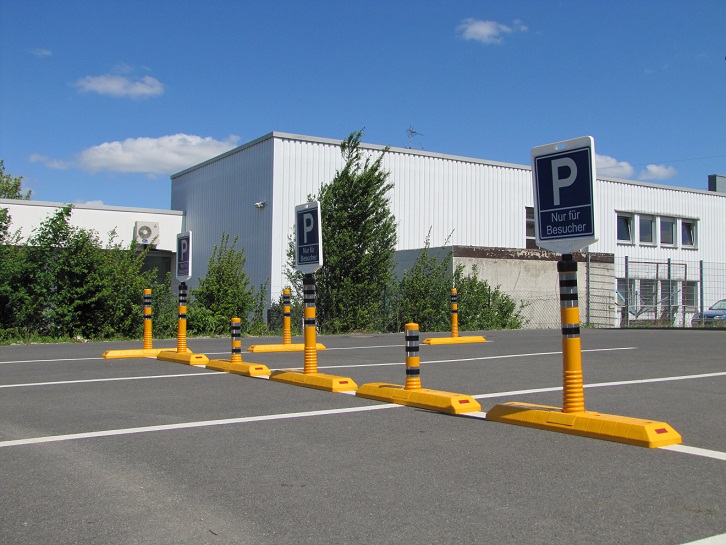 Parkschwelle 1000 mm mit Flexipfosten 765 mm