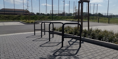 Absperrbügel aus Stahl, Ø 48 mm, Höhe: 1,2 m, mit Querholm