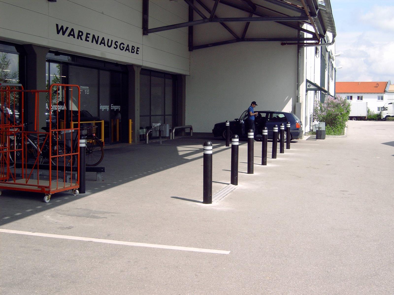 Poller -WIEN- Ø 140 mm aus Kunststoff, 90° neigbar